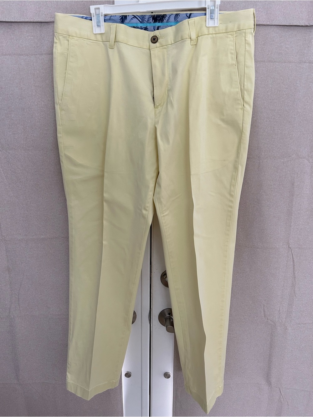Tommy Bahama Light Yellow Straight-Leg Chinos